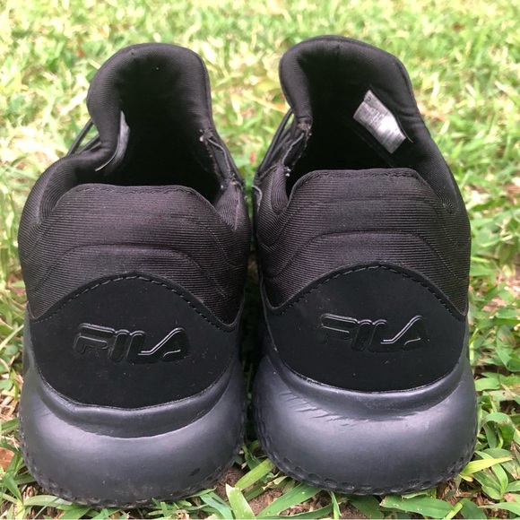Size 9 MENS FILA SLIP ON TENNIS SHOES *clean* - Picture 9 of 11